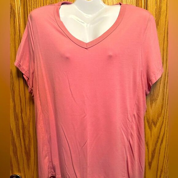 Bundle * 2 women’s Tangerine XL Tshirts pink and blue - Picture 2 of 10